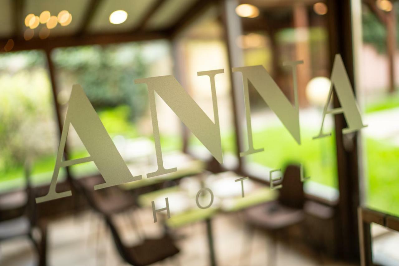 Hotel Anna Beroun  Extérieur photo