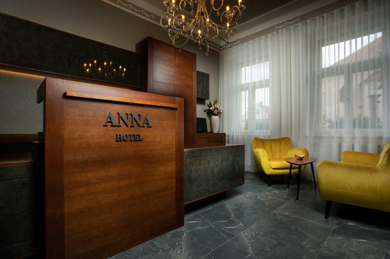 Hotel Anna Beroun  Extérieur photo
