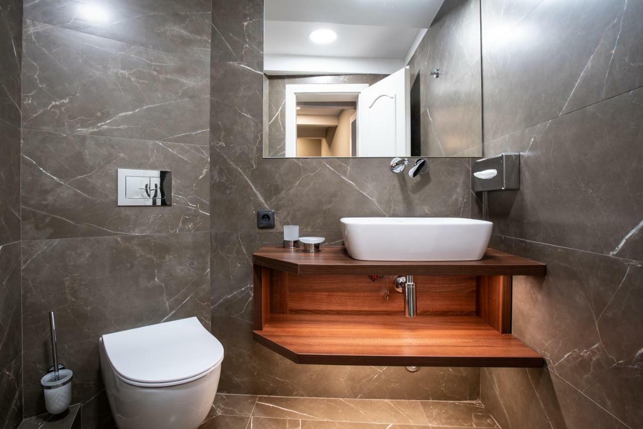 Hotel Anna Beroun  Extérieur photo